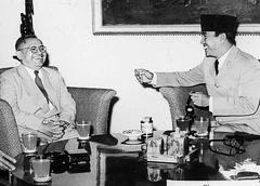 Kasimo meeting the first president of Indonesia Soekarno