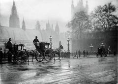 Vintage photograph of Hansom cabs and four wheeled Growler horse-drawn carriages on the west side of Parliament Square in 1899