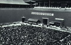 Historical photograph of Criticism in front of Meridian Gate, 1967
