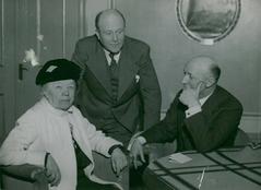Selma Lagerlöf with directors Rune Carlsten and Olof Molander before the premiere of Gösta Berling at Dramaten in 1936