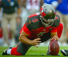 Connor Barth placekicker kicking field goal for Tampa Bay Buccaneers at NFL military appreciation game 2015