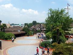 Gardaland theme park entrance with Bar Hawaii