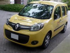 Front view of second generation Renault Kangoo II ZEN used as Kansai University business vehicle