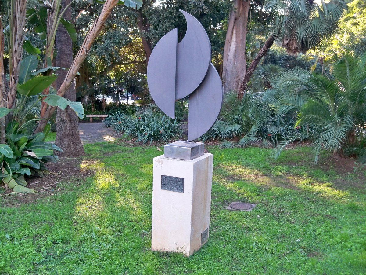 Homage to Picasso sculpture in Málaga, Spain