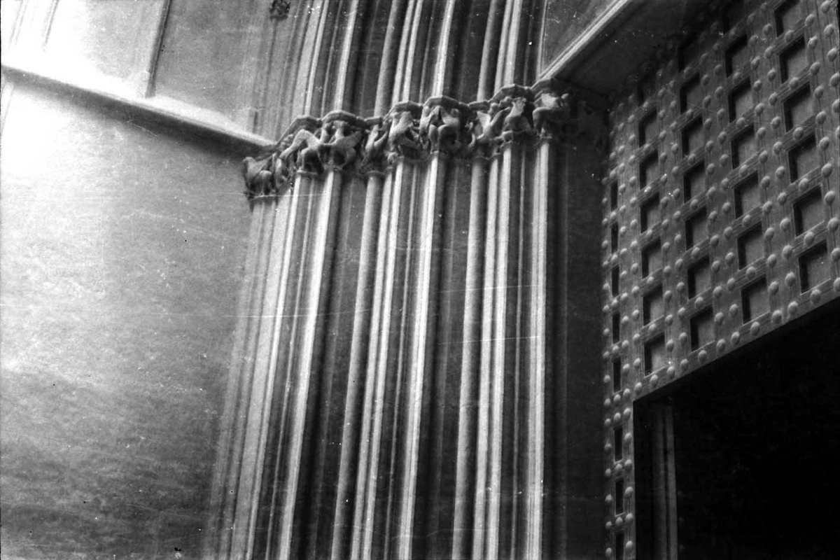 Detailed view of Santa Eulàlia artwork by Francesc Matheu i Fornells from 1920