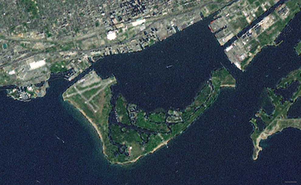 NASA Landsat satellite image of Toronto Islands with Billy Bishop Airport on the left side of the larger island
