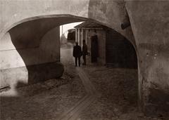 Historic street view of Vilnia's Vastrabramskaja street featuring Duboiski Monastery in 1914