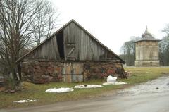 Trakų Vokės manor smithy with traditional tools and rustic building