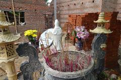 One Pillar Pagoda
