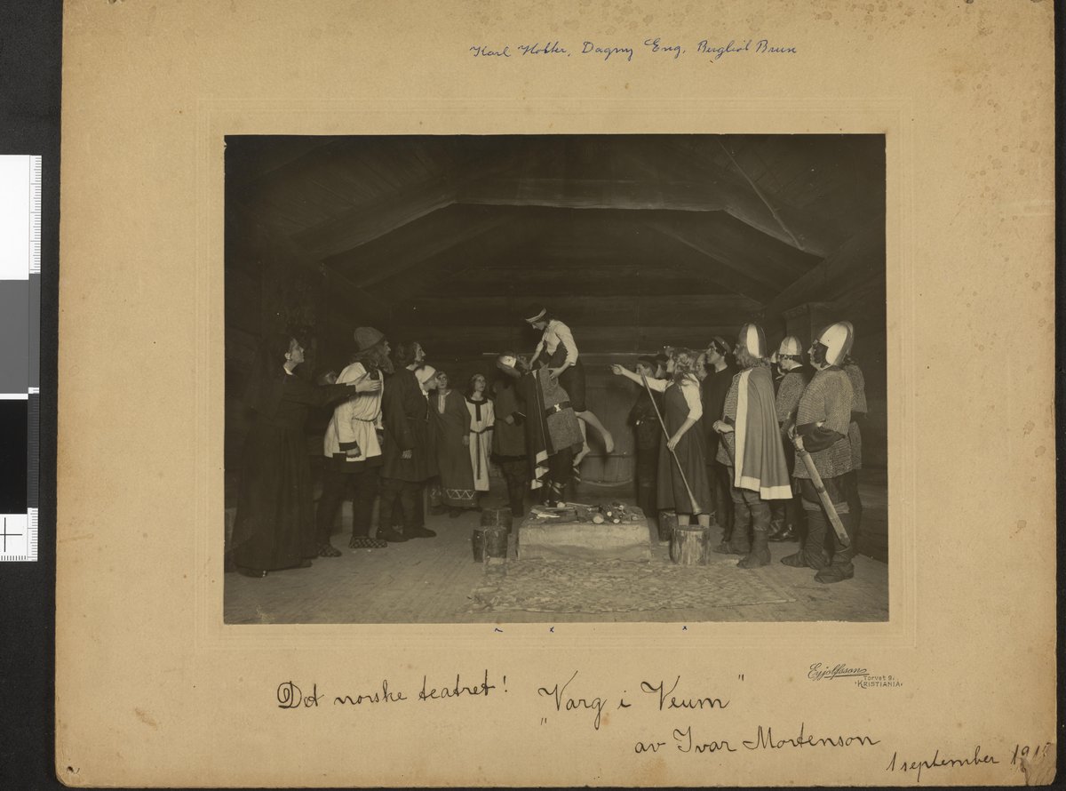 Varg i Veum play performance at Det norske teater in 1915