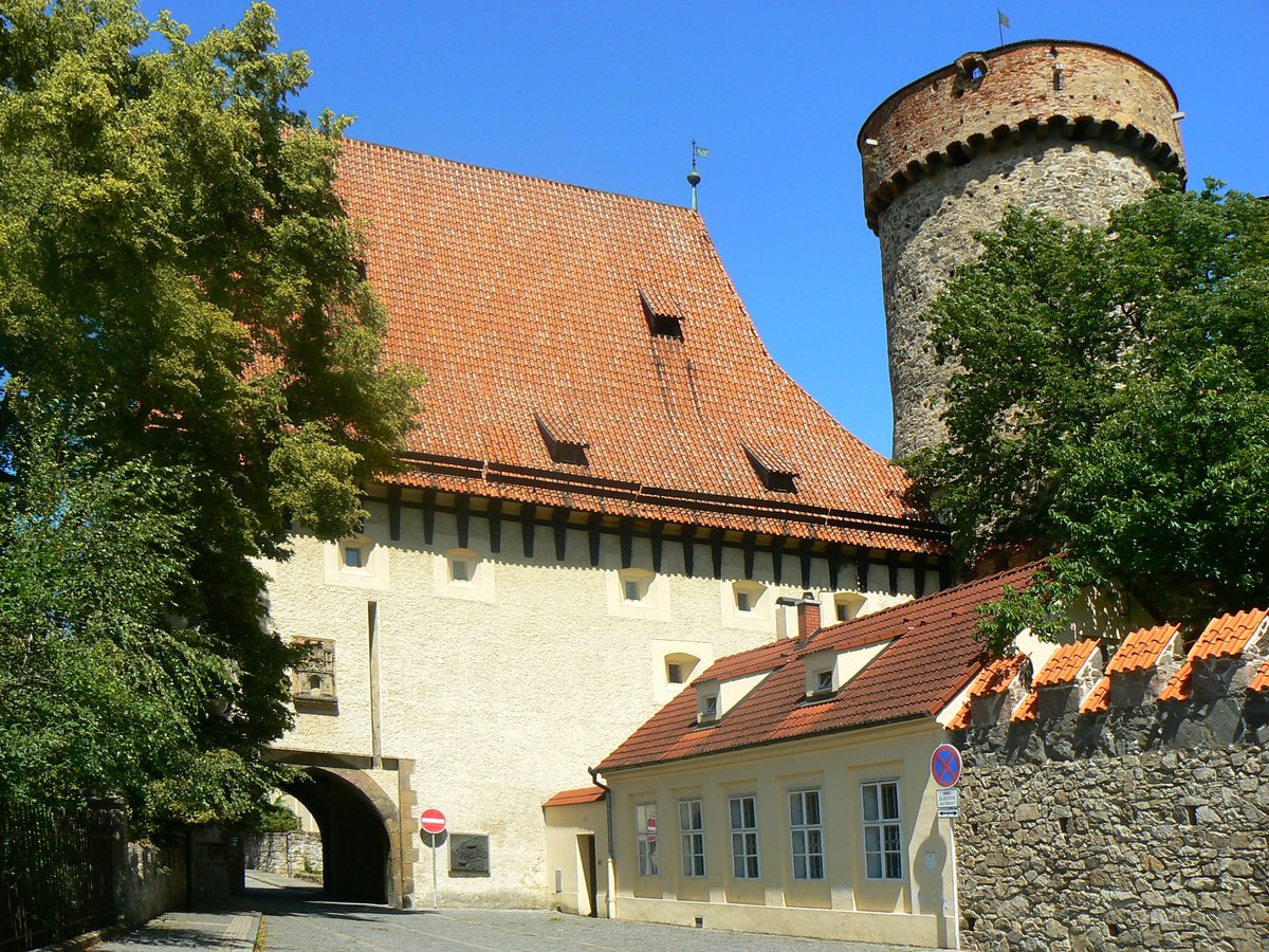 Kotnov Tower and Bechyňská Gate in Tábor, Czech Republic