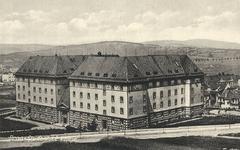 Black and white postcard of Kounicovy koleje dormitories in Žabovřesky Brno shortly after completion in 1922