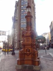 Lottas Fountain in Stockholm surrounded by buildings