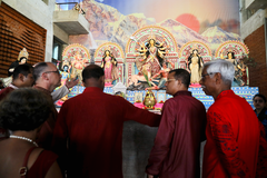 Ambassador Haas visiting Sree Sree Dhakeshwari temple in Bangladesh