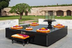 Mahatma Gandhi memorial with black marble platform and eternal flame