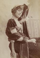 Portrait of Réjane in Sylvie ou la Curieuse d'amour by Abel Hermant at Théâtre du Vaudeville in 1900-1901