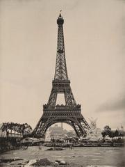 View of Champ-de-Mars park with the Eiffel Tower and Trocadéro Palace in the background