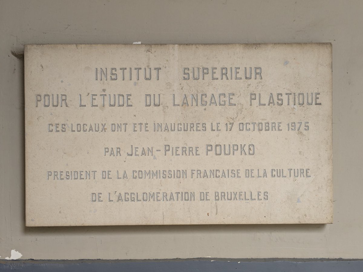 Plaque inauguration of the Institut Supérieur pour l'Étude du Langage Plastique in Brussels
