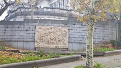 Monument aux Vivants by Maurice Wolf on Rue du Faucon in Bruxelles honoring inhabitants of Marolles