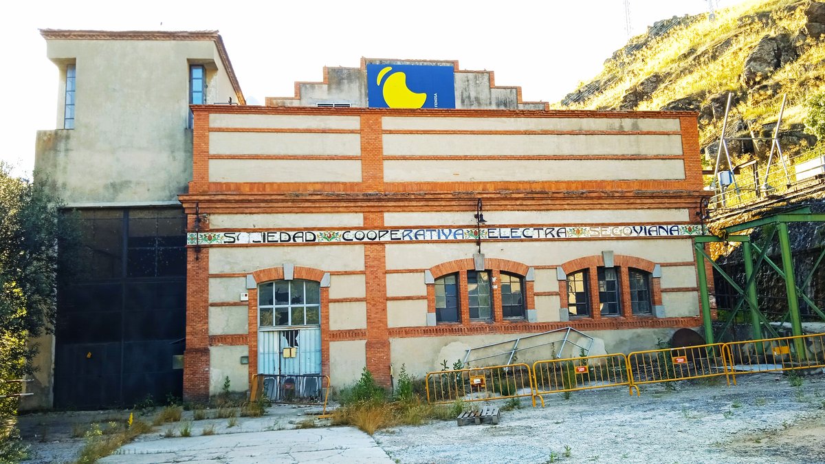 Building of Sociedad Cooperativa Electra Segoviana in Segovia, Spain