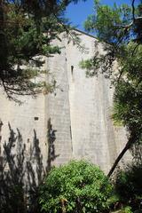 Exterior view of St-Pierre-et-St-Paul de Maguelone Langhaus