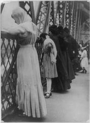 Jews praying on Williamsburg Bridge, New York City, on New Year's Day