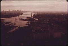 View of Lower Manhattan skyline with Brooklyn foreground and Williamsburg Bridge crossing East River