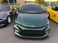 Car meetup with vintage cars at San Francisco State University