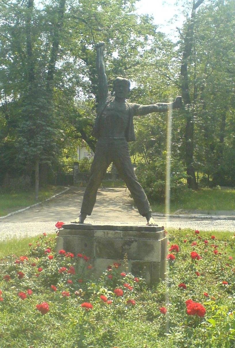 Monument Call for Uprising by Vojin Bakić in Belgrade Serbia