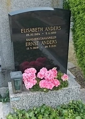Portrait of Ernst Anders-Döblinger in a formal setting