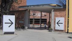 Entrance to Moderna Museet in Stockholm 2006
