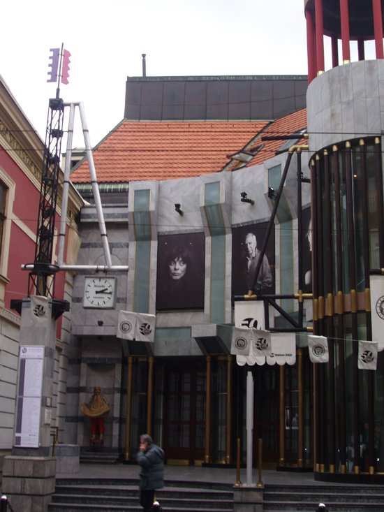 Statue of Rade Radmilović in front of Atelje 212 Theatre in Belgrade