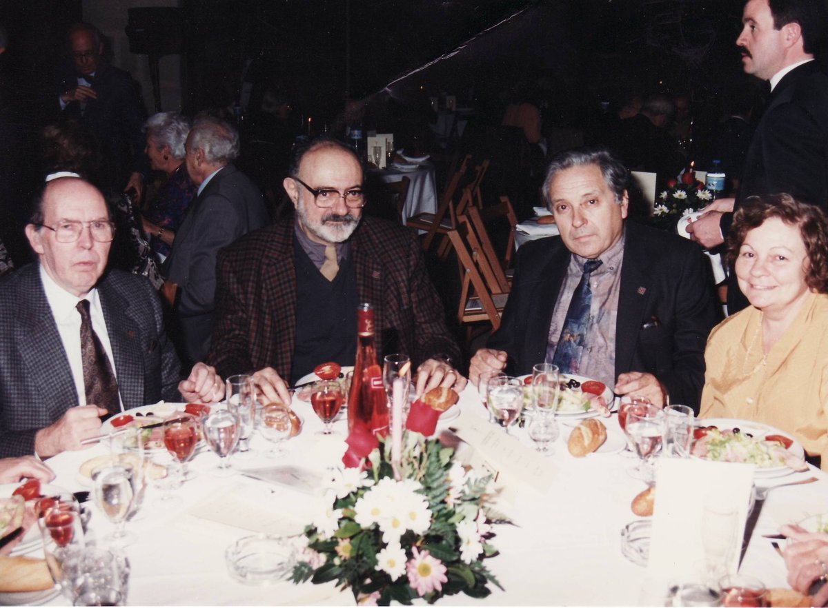 Josep Tremoleda, Anna Pàmies, Joan Triadú and J. Sarsanedes at a tribute dinner for Ramon Aramon i Serra in 1993 at Drassanes de Barcelona