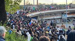 Protests on the Gazela Bridge in Belgrade on 12 May