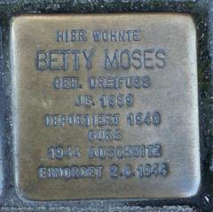 Stolperstein Dedicato A Betty Moses