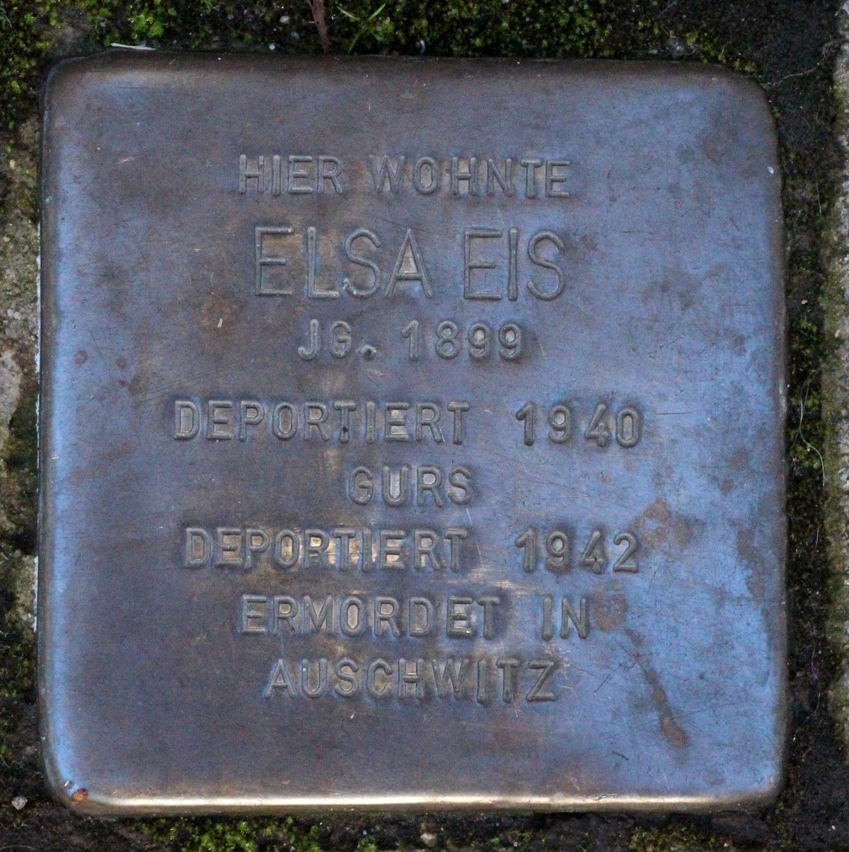Stolperstein dedicated to Elsa Eis in Karlsruhe, Germany