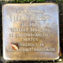 Stolperstein Dedicato A Eugen Rieser