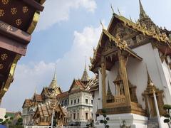 Grand Palais complex showing Dusit Maha Prasat Palace, Aphorn Phimok Prasat Pavilion, and Chakri Maha Prasat Palace