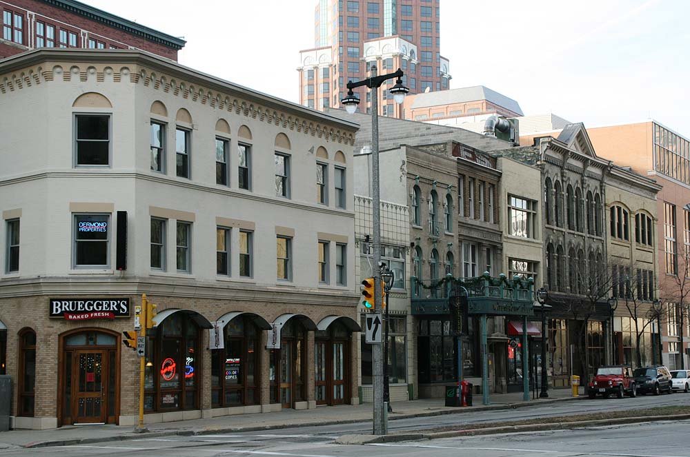 Historic buildings in Plankinton–Wells–Water Street Historic District Milwaukee