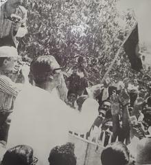 Bangabandhu Sheikh Mujibur Rahman waving flag on 23 March 1971 at Dhanmondi 32 during historic event