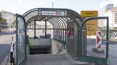 U-Bahn-Station Schwedenplatz in Vienna central district