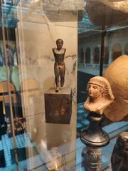 Ancient statuette and bust from Medelhavsmuseet