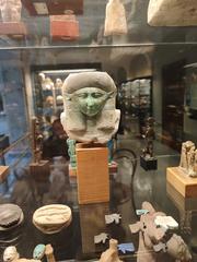 Ancient Egyptian head sculpture displayed at Medelhavsmuseet
