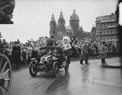 Arrival of Sinterklaas in Amsterdam on November 24, 1951 with crowd gathered to welcome him