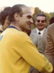 Sandro Ciotti in yellow-blue Frosinone football jersey on the field