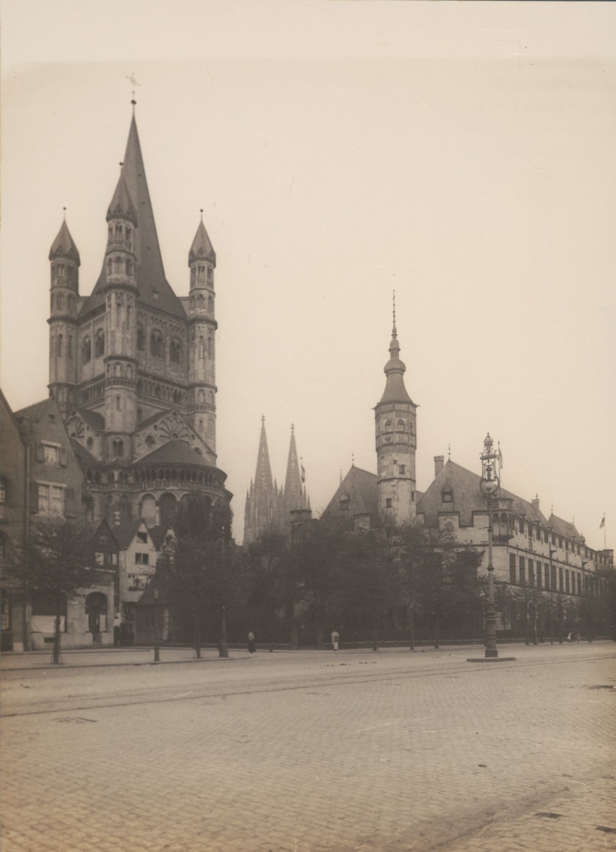 View of Stapelhaus with St. Martin church in Cologne