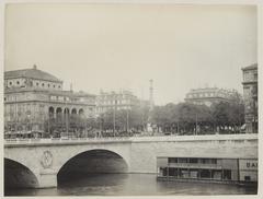 Historical photograph of Place du Châtelet viewed from Quai de la Cité in Paris, circa 1890