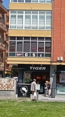 CSI headquarters building in Avilés located in Parque de las Meanas