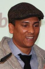 Xavier Naidoo receiving the Hans Lenz Medal at the Popakademie Baden-Württemberg in Mannheim