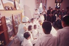 First Lady Jacqueline Kennedy visiting children patients at All-India Institute of Medical Sciences